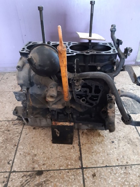 Volkswagen Passat B5 01-05 Motor