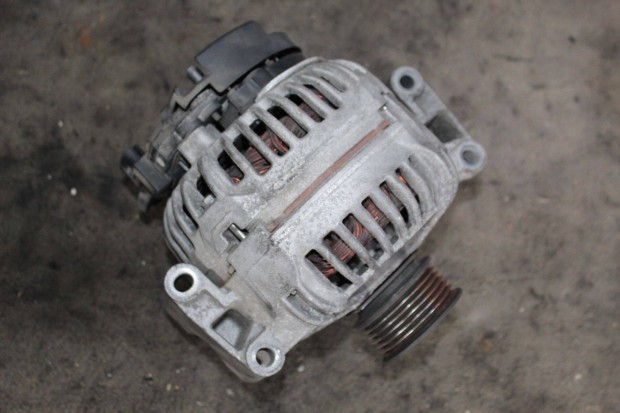 Volkswagen Passat B5 2.0B 1996-2005 genertor 06b903016q