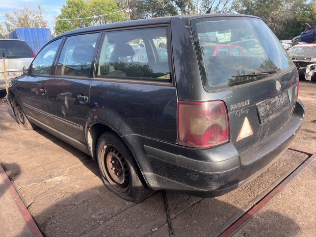 Volkswagen Passat B5.5 (2001)1.9PDTDI AVB Alkatrszek #M3181
