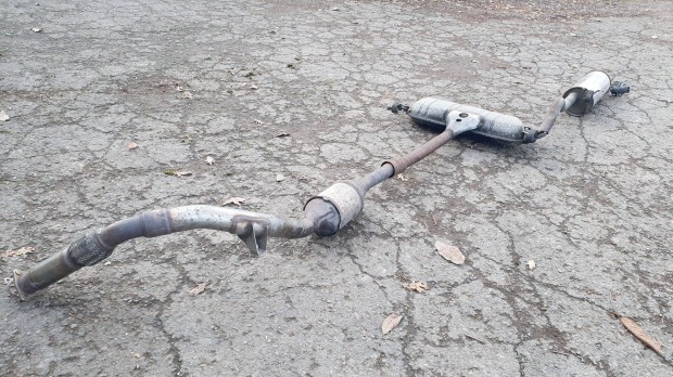 Volkswagen Passat B5.5 kipufog� rendszer 2.5 V6 TDI AKN