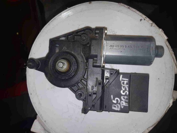 Volkswagen Passat B5 96-05 Bal Ablakemel� Motor