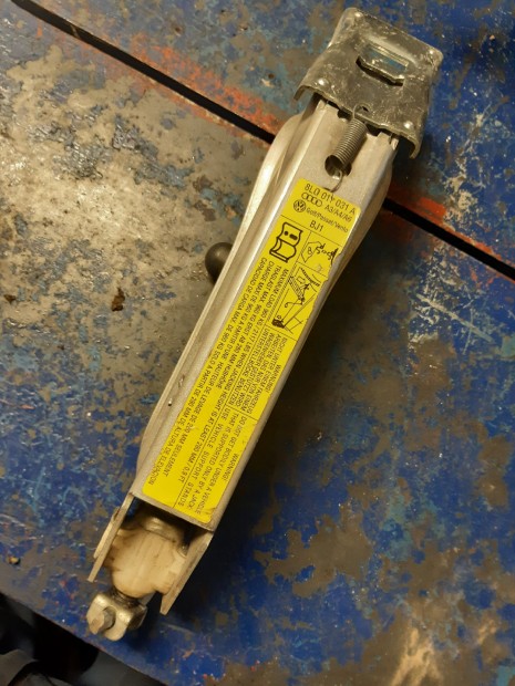 Volkswagen Passat B5 96-05 Emel�