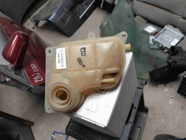 Volkswagen Passat B5 96-05 Kiegyenlt Tartly