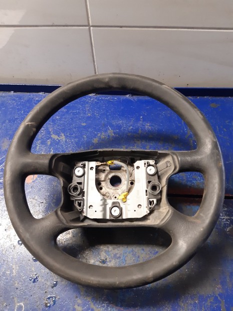 Volkswagen Passat B5 96-05 Korm�nyker�k