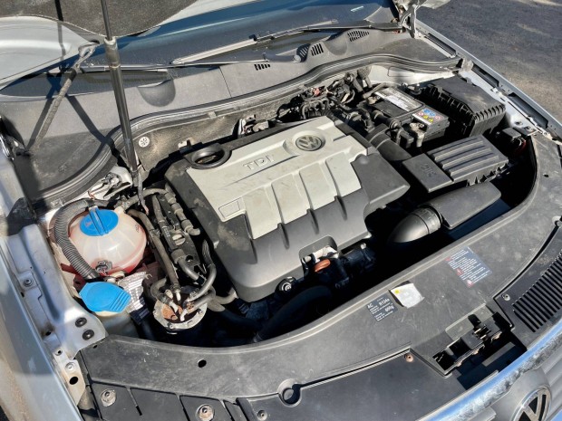 Volkswagen Passat B6 Bontott Alkatrész (2.0 CR TDi)