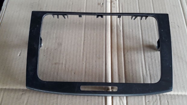 Volkswagen Passat B6 K�z�pkonzol Keret