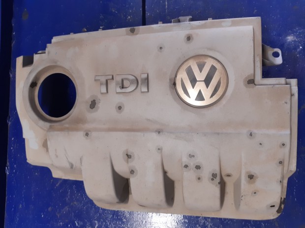 Volkswagen Passat B6 Motor Burkolat