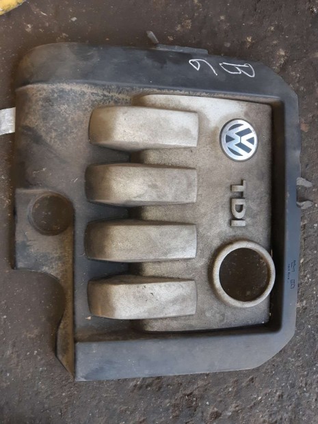 Volkswagen Passat B6 Motor Fedél