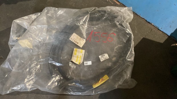 Volkswagen Passat B6 ajt�szigetel� gumi 3C9867913C elad�