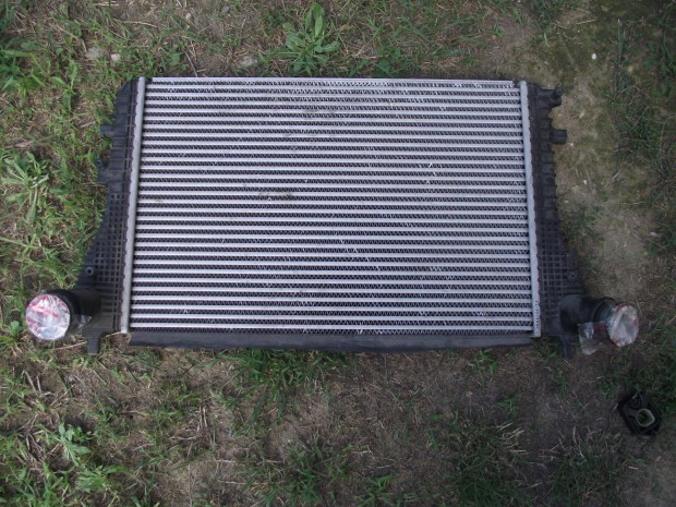 Volkswagen Passat B7 Skoda Crtdi intercooler hűtő 3C0145805Ad