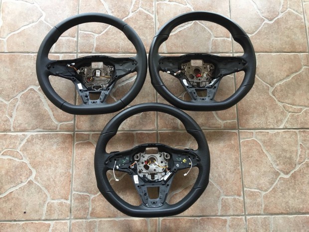 Volkswagen Passat B8 Arteon Golf 8 korm�ny