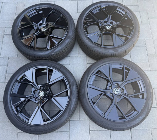 Volkswagen Passat B8 B9 19 - es R-Line alufelni garnitúra 19" VW
