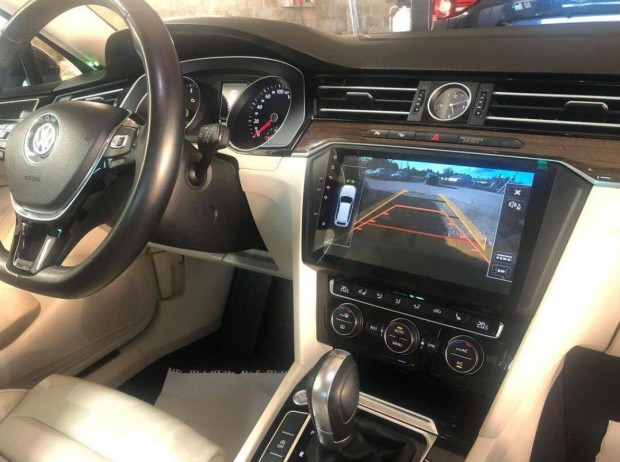 Volkswagen Passat B8 Carplay Multimédia GPS Rádió Tolatókamerával