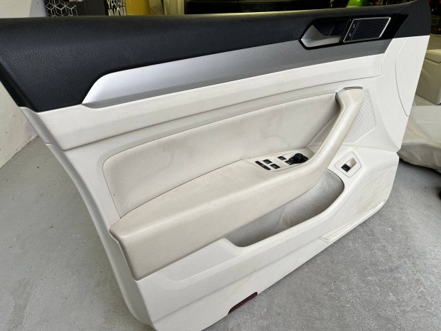 Volkswagen Passat B8 bal els ajtkrpit komplett bzs