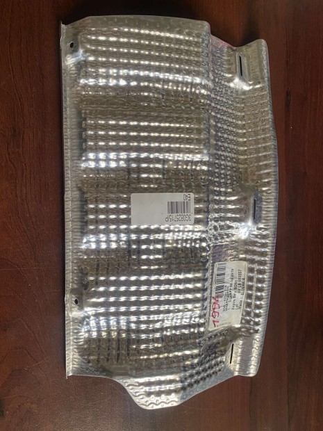 Volkswagen Passat B8 hszigetels 3G0825715 elad