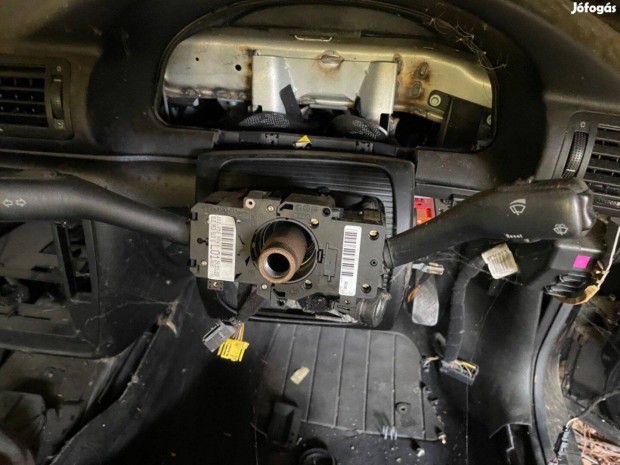 Volkswagen Passat B 5.5 bajuszkapcsoló posta megoldható