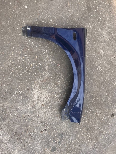 Volkswagen Passat B 5.5 jobb els� s�rv�d�elem