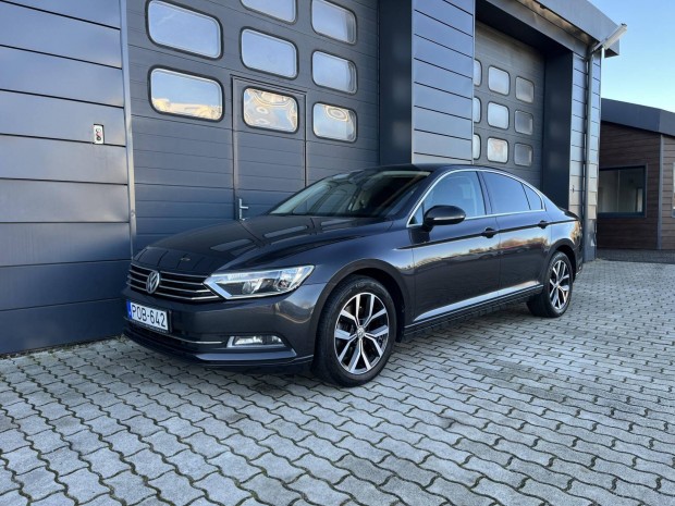 Volkswagen Passat VIII 1.4 TSI BMT ACT Comfortl...