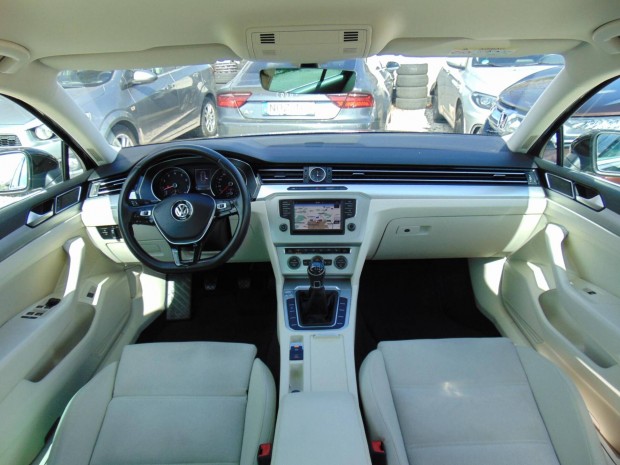 Volkswagen Passat VIII 1.4 TSI BMT ACT Comfortl...