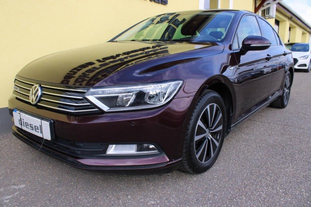 Volkswagen Passat VIII 1.6 TDI BMT Trendline 12...