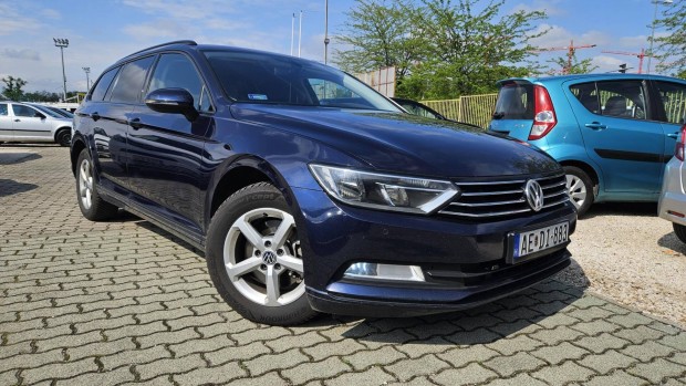 Volkswagen Passat VIII 1.6 TDI BMT Trendline DSG