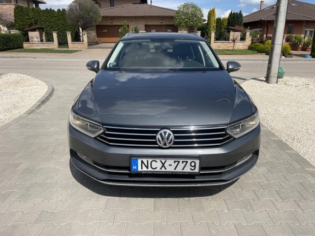 Volkswagen Passat VIII 2.0 TDI BMT Comfortline...
