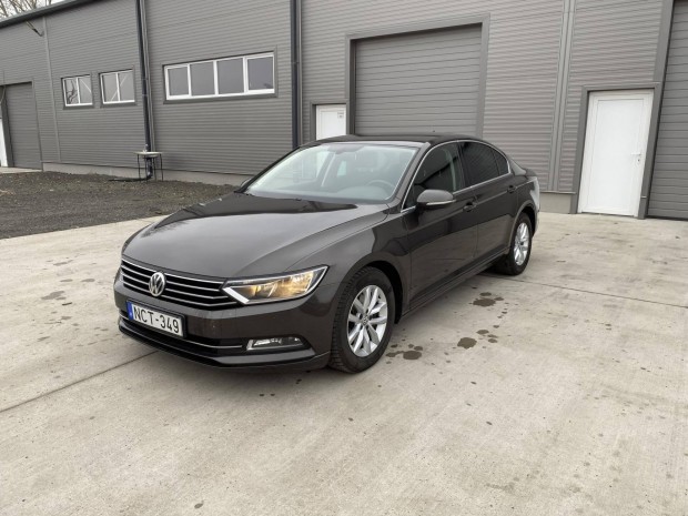 Volkswagen Passat VIII 2.0 TDI BMT Comfortline...