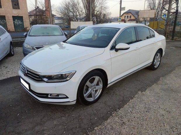 Volkswagen Passat VIII 2.0 TDI BMT Highline DSG...