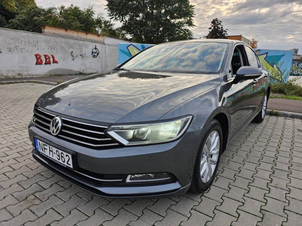 Volkswagen Passat VIII 2.0 TDI BMT SCR Highline...