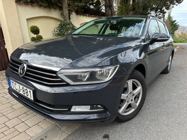 Volkswagen Passat VIII Variant 1.4 TSI BMT Tren...