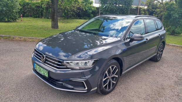 Volkswagen Passat VIII Variant 1.4 TSI GTE Plug...