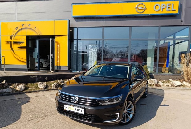 Volkswagen Passat VIII Variant 1.4 TSI GTE Plug...