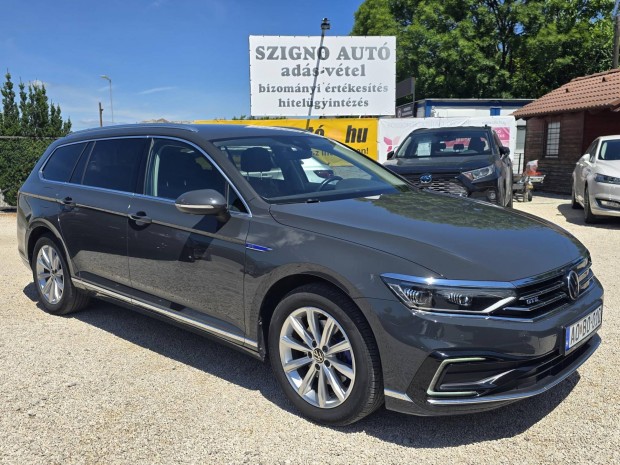 Volkswagen Passat VIII Variant 1.4 TSI GTE Plug...