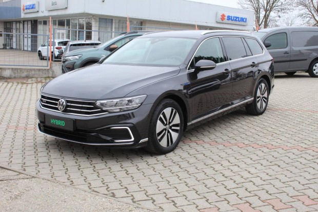 Volkswagen Passat VIII Variant 1.4 TSI GTE Plug...