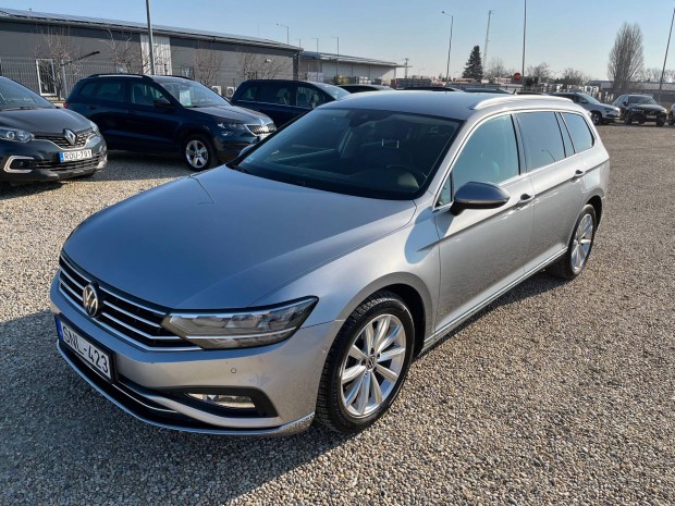 Volkswagen Passat VIII Variant 2.0 TDI SCR Eleg...