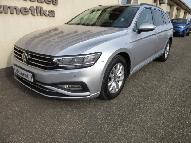 Volkswagen Passat VIII Variant 2.0 TDI SCR Eleg...