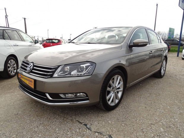 Volkswagen Passat VII 2.0 CR TDI Highline BMT D...