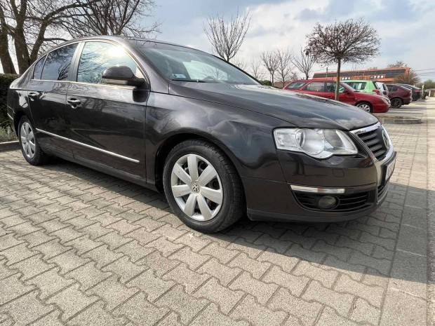 Volkswagen Passat VI 2.0 PD TDI Comfortline //M...