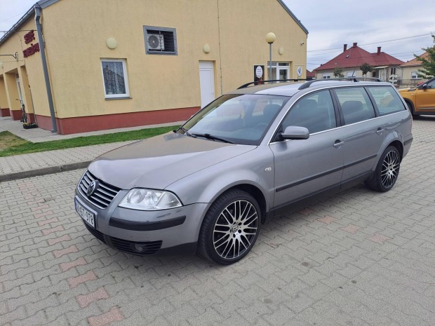 Volkswagen Passat V Variant 1.9 PD TDI Trendline