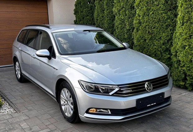 Volkswagen Passat Variant 1.6 TDI BMT Trendline...