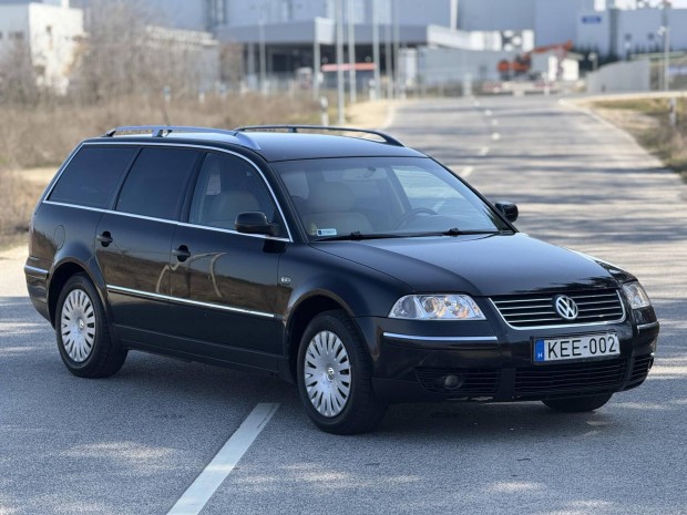 Volkswagen Passat Variant 1.9 PD TDI Highline R...