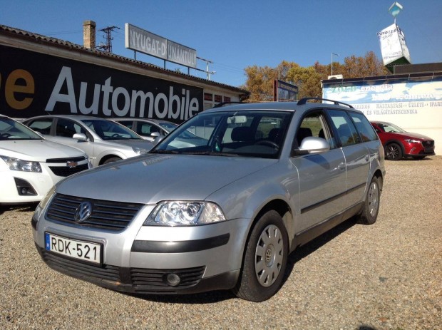 Volkswagen Passat Variant 1.9 PD TDI Trendline...