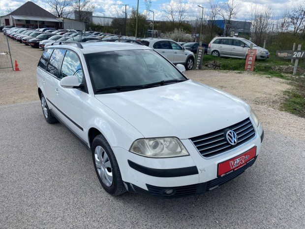Volkswagen Passat Variant 1.9 PD TDi Trendline...