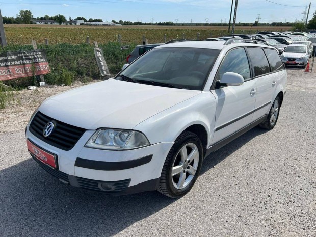 Volkswagen Passat Variant 1.9 PD TDi Trendline...