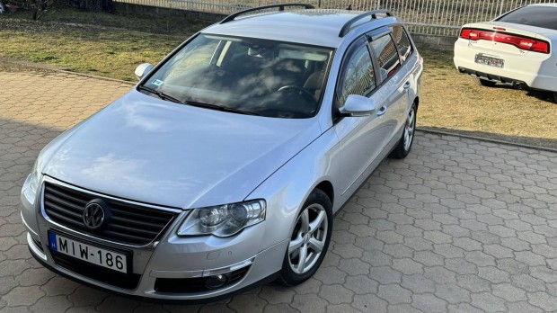 Volkswagen Passat Variant 2.0 CR TDI Highline D...
