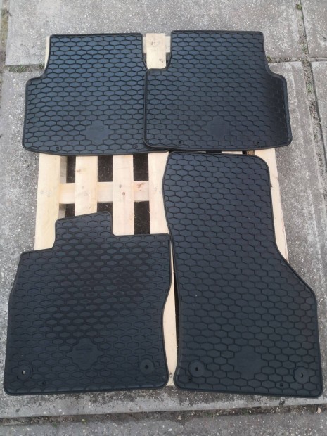 Volkswagen Passat , Arteon gumi sz�nyeg 2014-