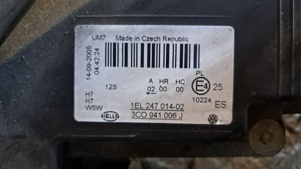 Volkswagen Passat b6 els� f�nysz�r� elad� 