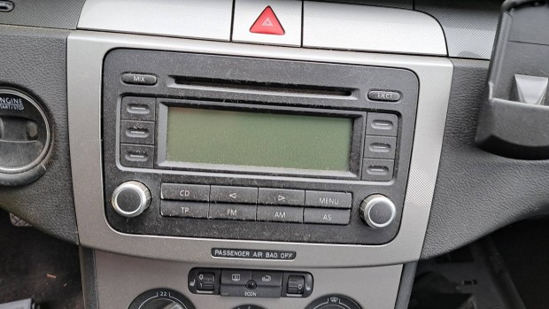 Volkswagen Passat b6.gyári lejátszó eladó