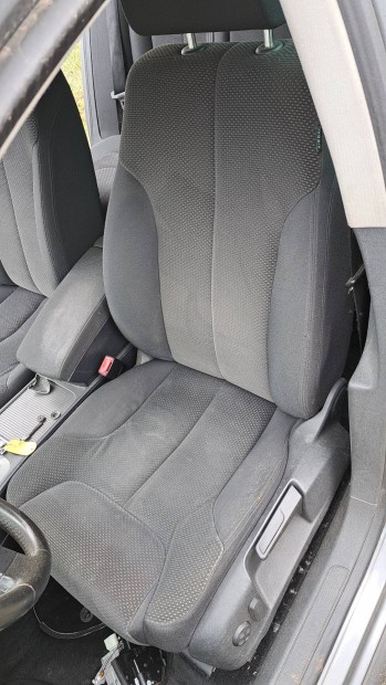 Volkswagen Passat b6.gyári ülésgarnitúra eladó