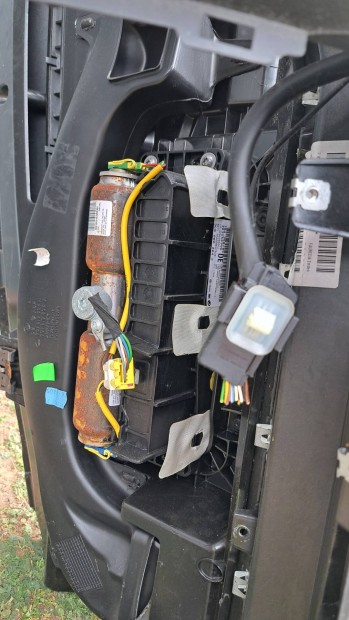 Volkswagen Passat b6 m�szerfalp�rna, l�gzs�kkal egy�tt 